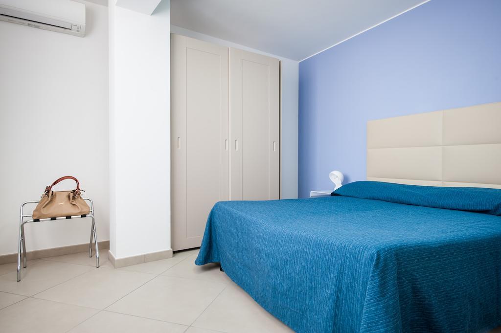 Finestre D'Occidente Aparthotel Trapani Room photo